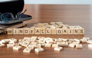 The effectiveness and distributional consequences of excess profit taxes or windfall taxes